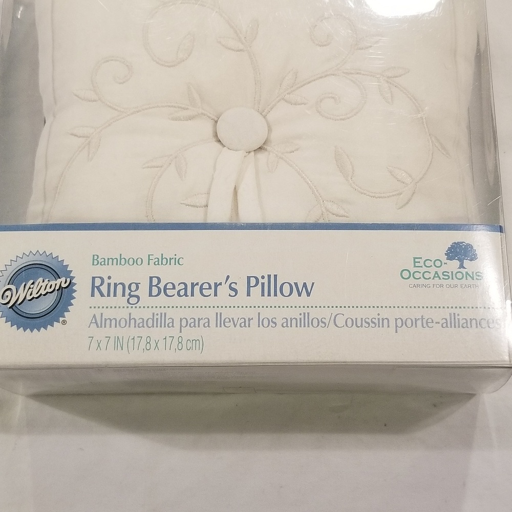 Ring Bearer's Pillow - Picture 2 of 3